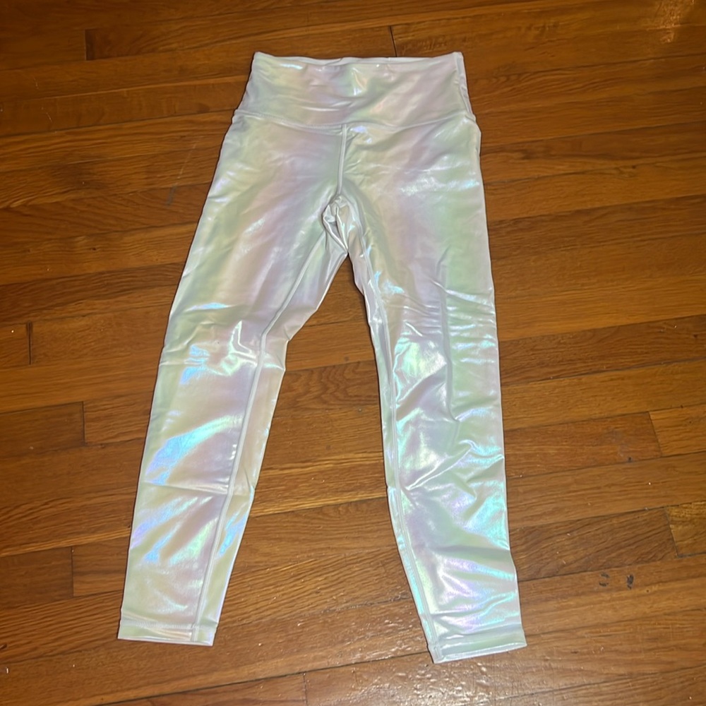 Never worn ZYIA Active White Unicorn Luxe Shimmer 7/8 Leggings